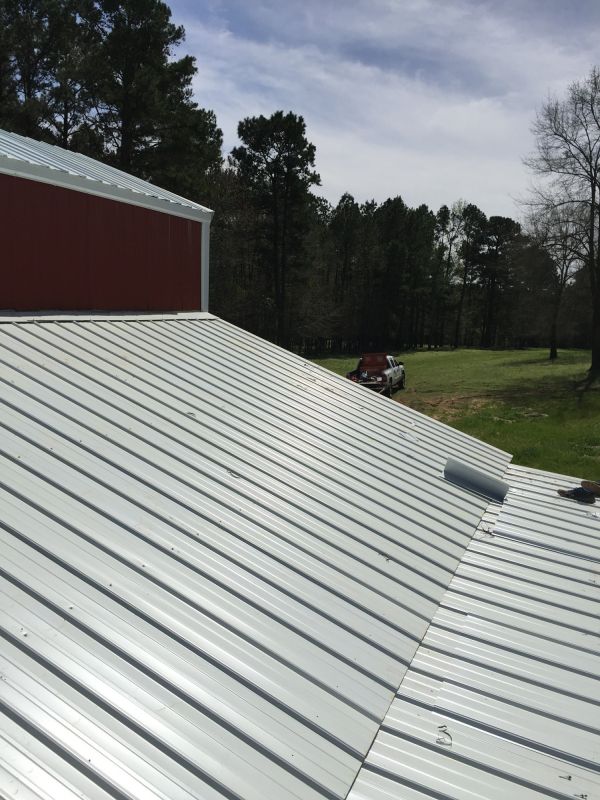 Barn Roof Construction in Alexandria, VA